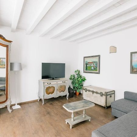 Addimora Boutique Suites Palermo Exteriör bild